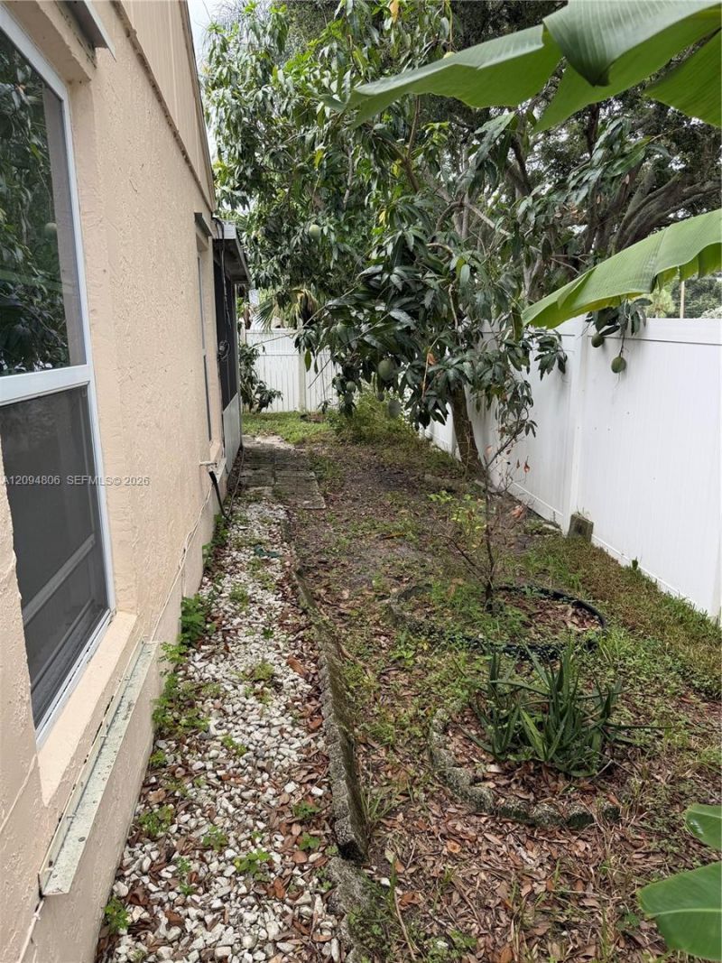 33 Bentwater Cir, Boynton Beach, FL 33426 Photo