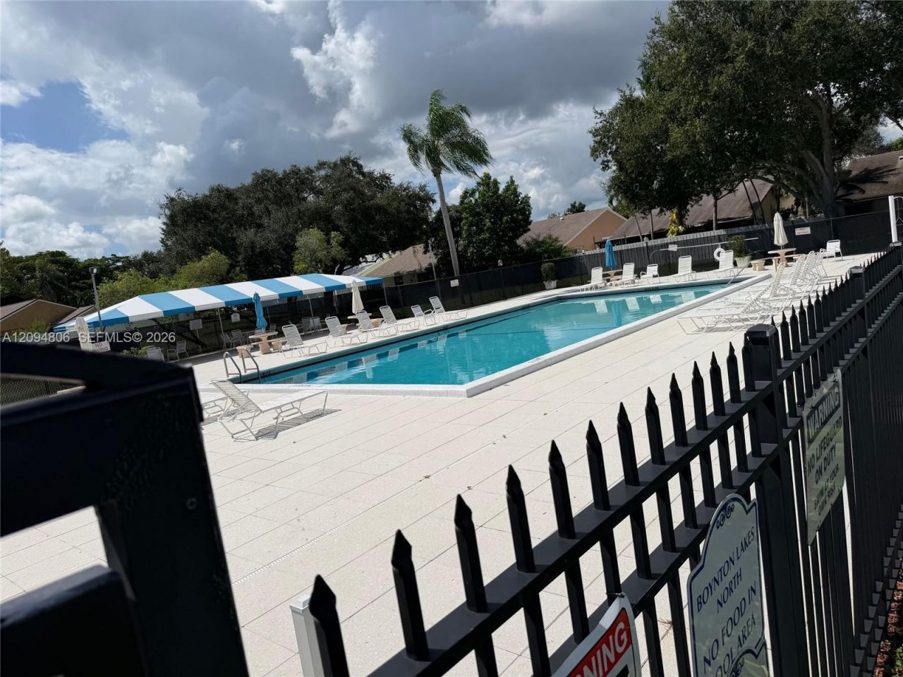 33 Bentwater Cir, Boynton Beach, FL 33426 Photo