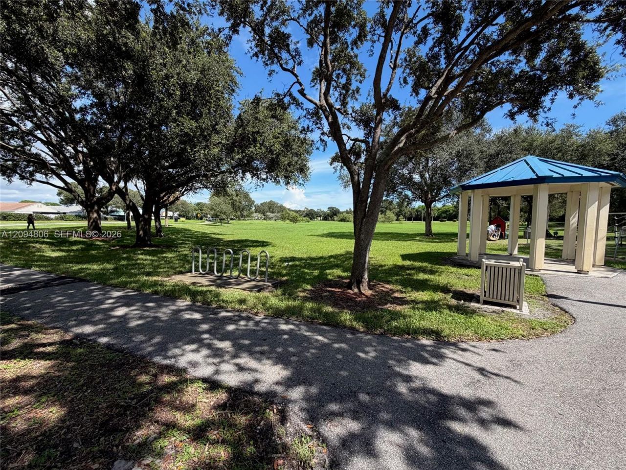33 Bentwater Cir, Boynton Beach, FL 33426 Photo