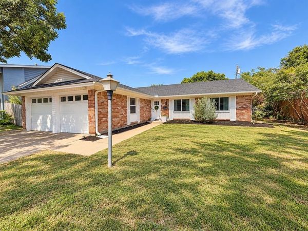 2701 Briarcliff Drive , Irving, TX 75062