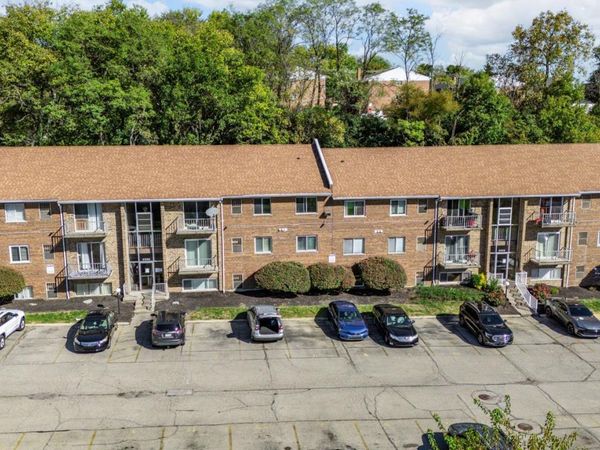 2431 Mustang Drive, Unit 16, Cincinnati, OH 45211