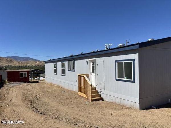 410 Short Avenue, Sun Valley, NV 89433