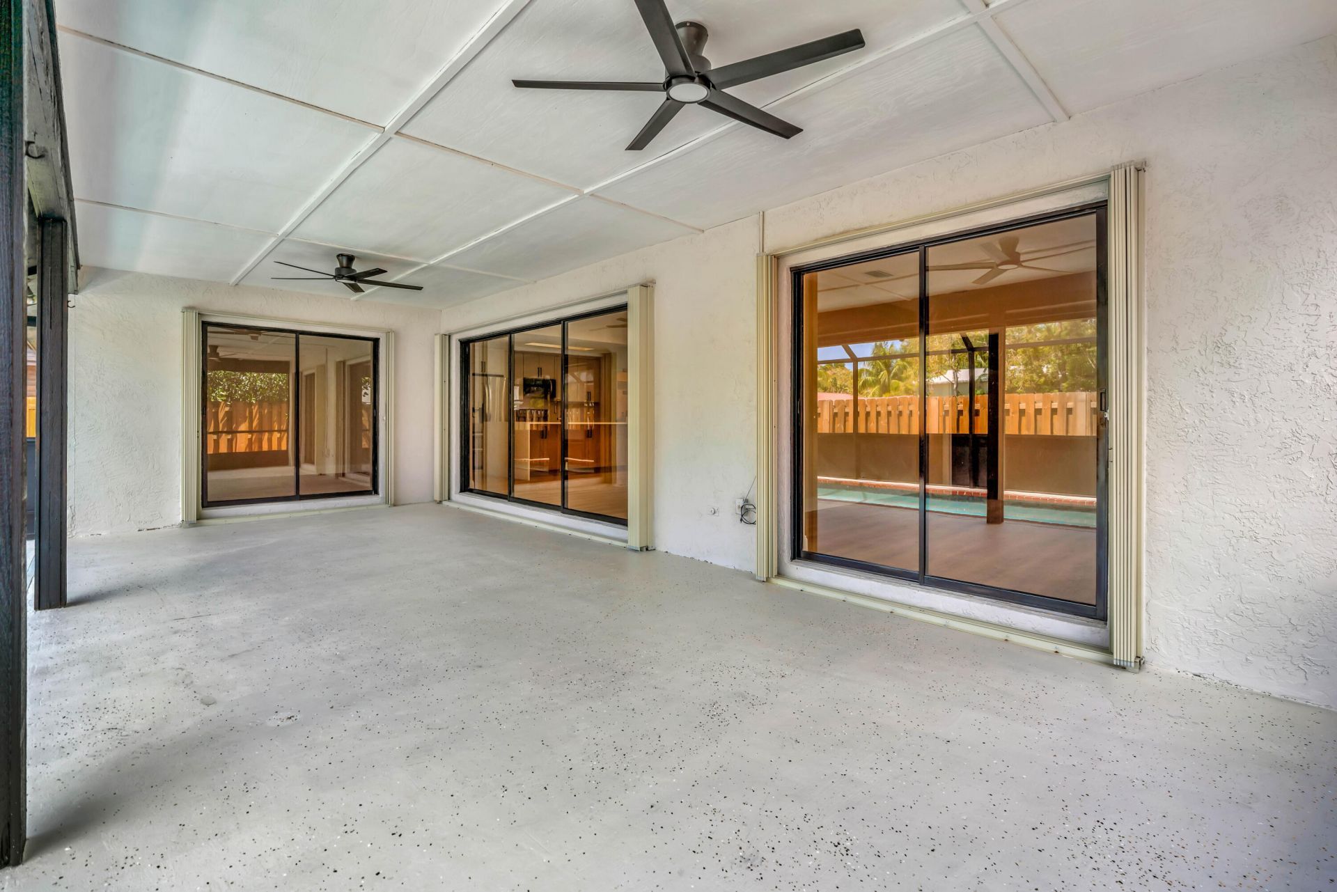 18975 SE County Line Road, Tequesta, FL 33469 Photo