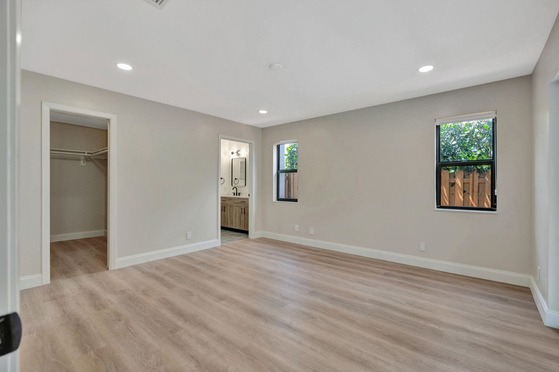 18975 SE County Line Road, Tequesta, FL 33469 Photo