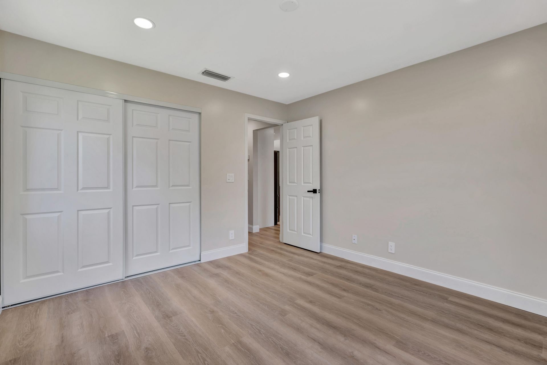 18975 SE County Line Road, Tequesta, FL 33469 Photo