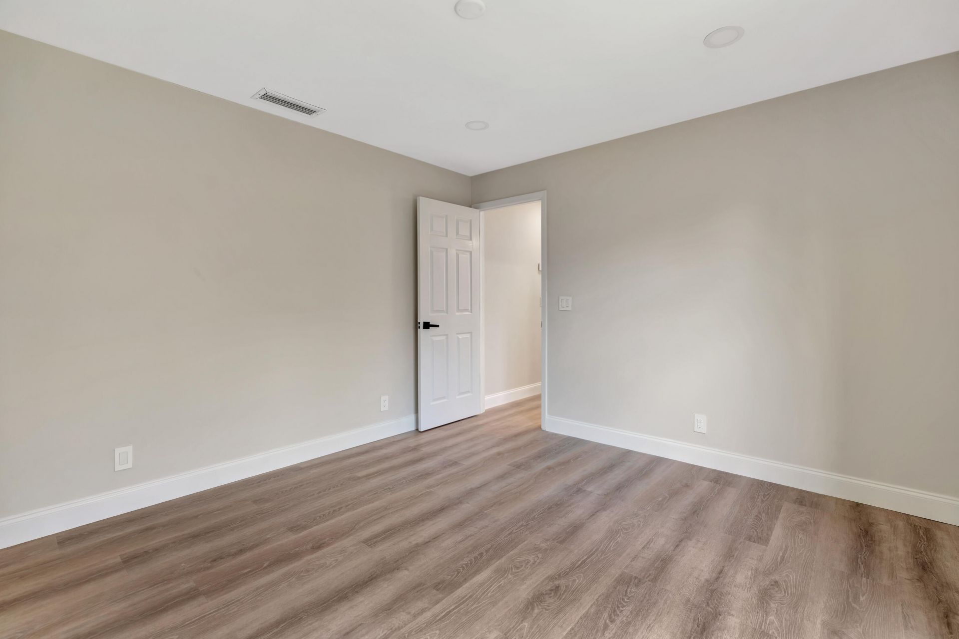 18975 SE County Line Road, Tequesta, FL 33469 Photo