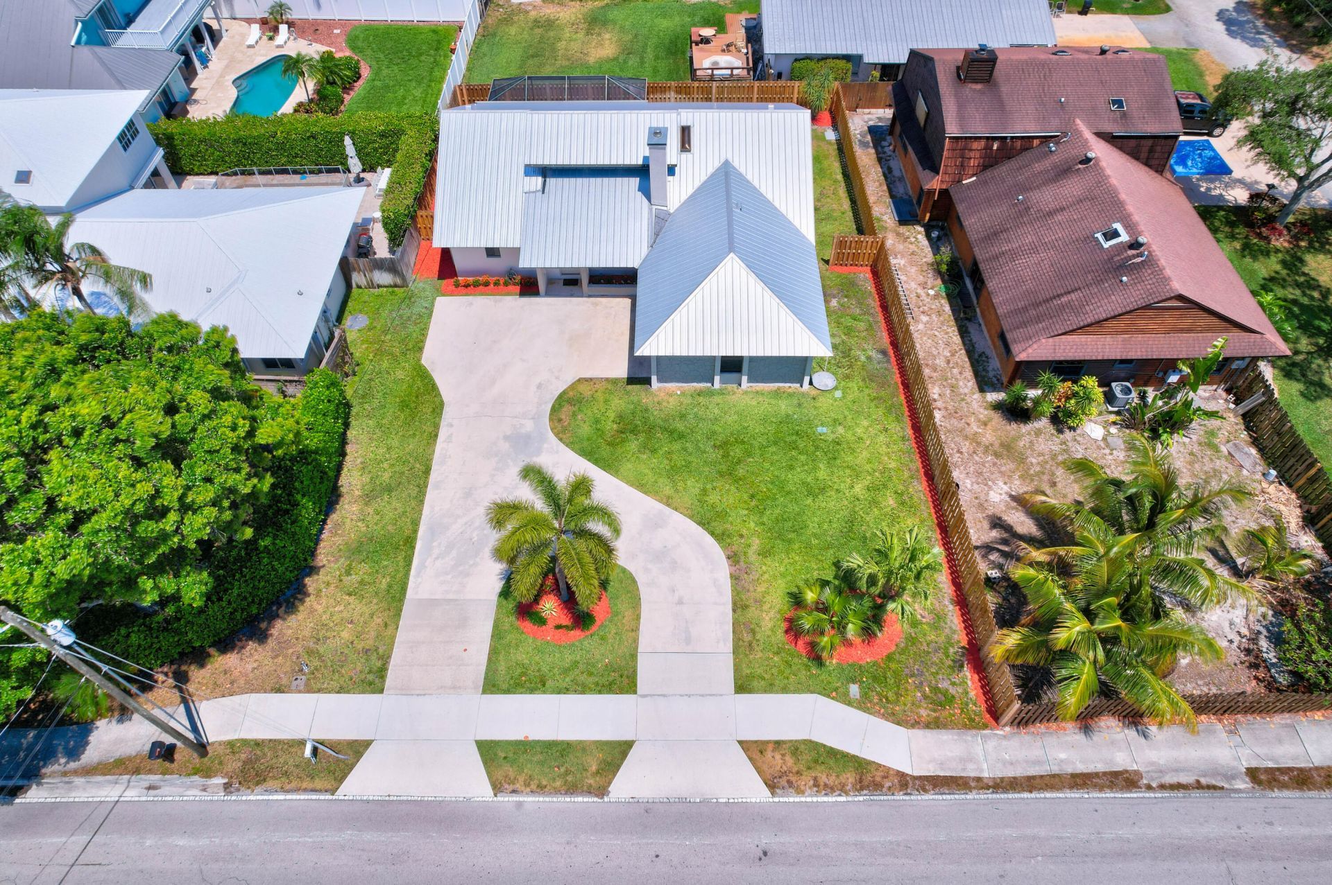 18975 SE County Line Road, Tequesta, FL 33469 Photo