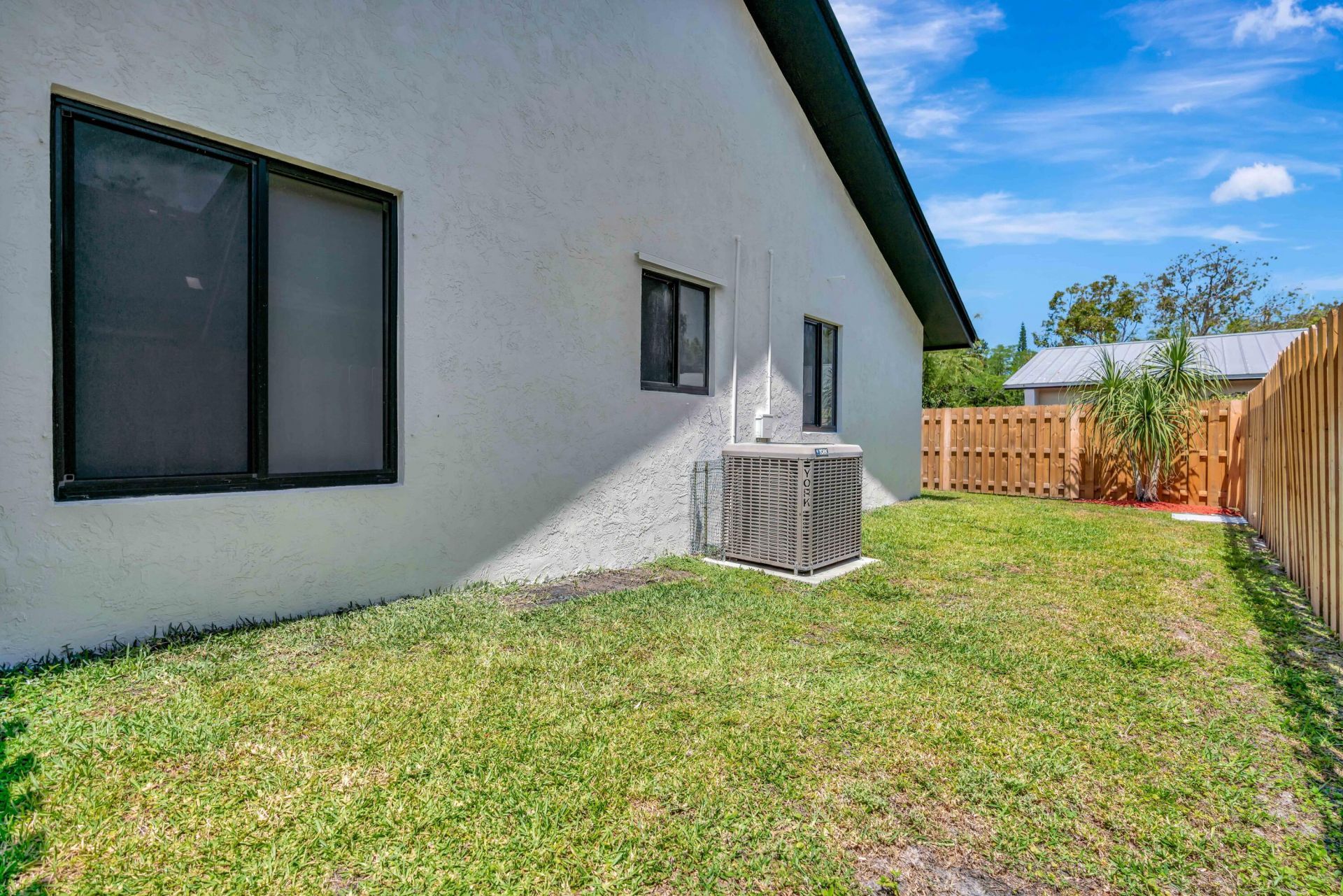 18975 SE County Line Road, Tequesta, FL 33469 Photo