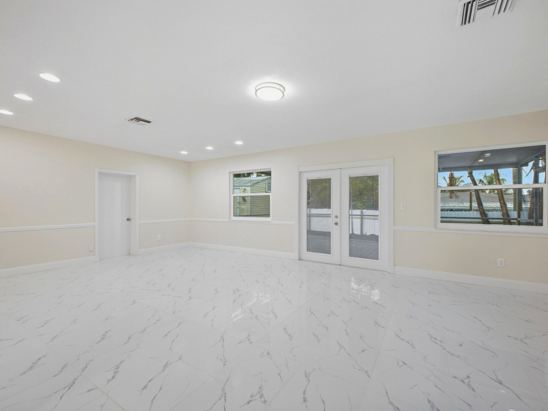 1421 Crest Drive, Lake Worth, FL 33461 Photo