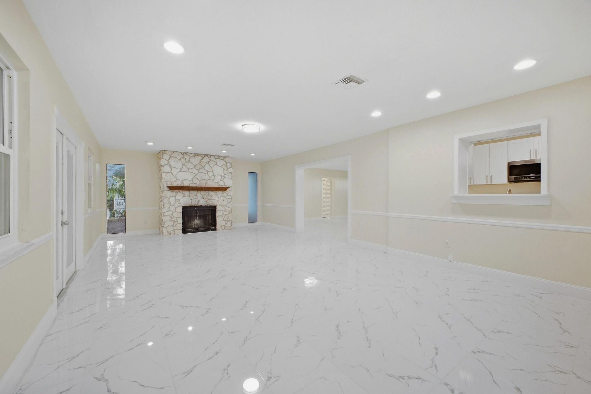 1421 Crest Drive, Lake Worth, FL 33461 Photo
