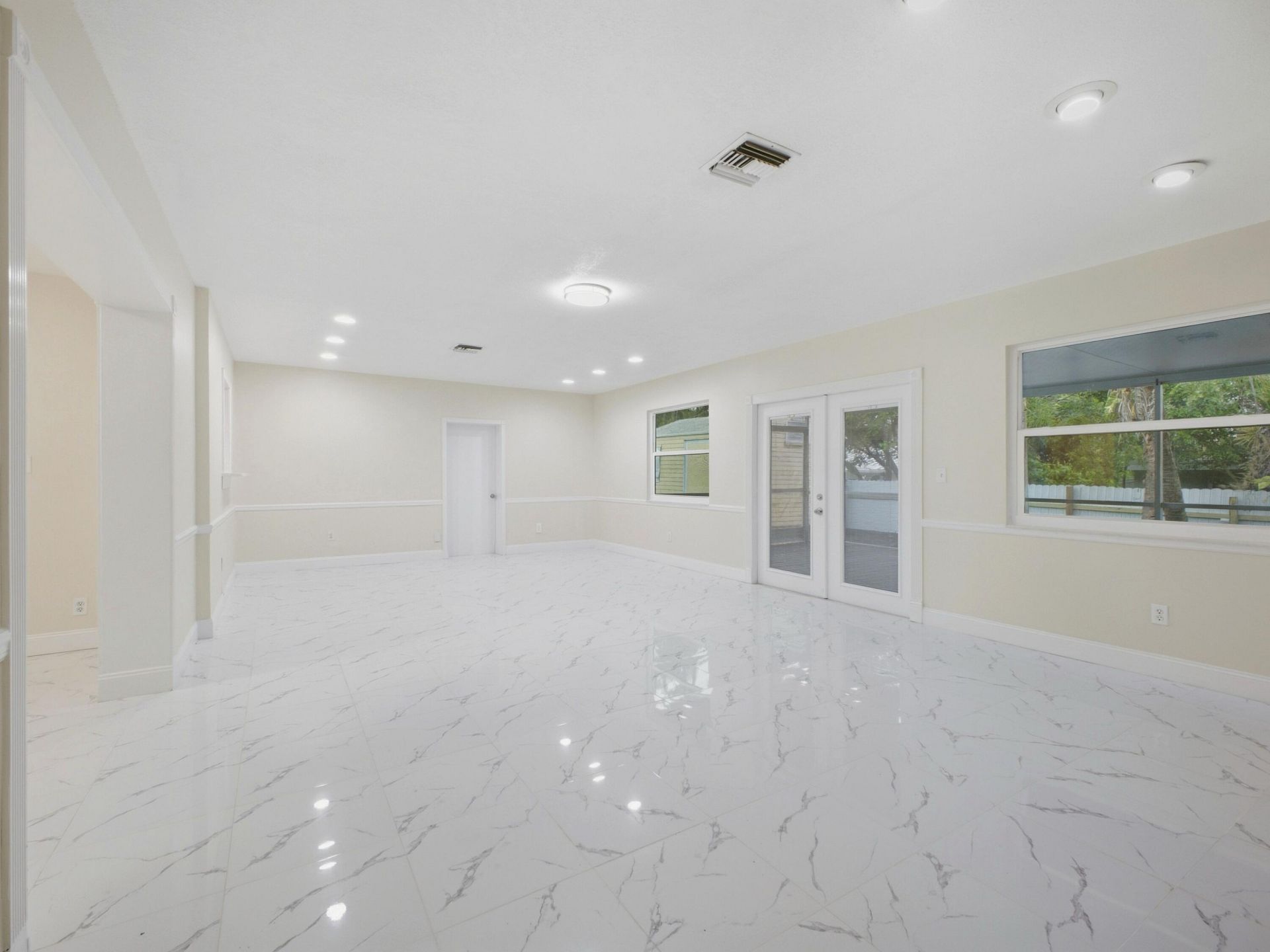 1421 Crest Drive, Lake Worth, FL 33461 Photo