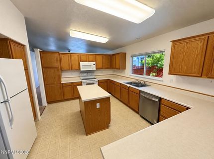18300 Alderwood Court, Reno, NV 89508 Photo