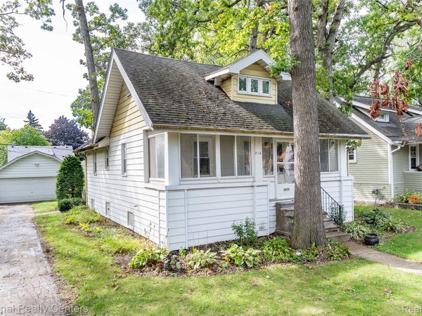 216 Rhode Island Avenue , Royal Oak, Mi 48067
