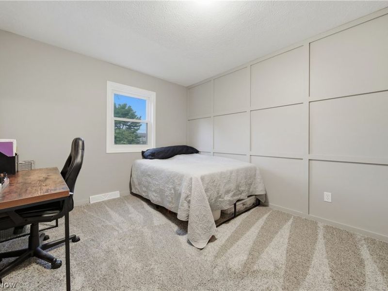 8008 Garnet Avenue NE, Canton, OH 44721 Photo 22