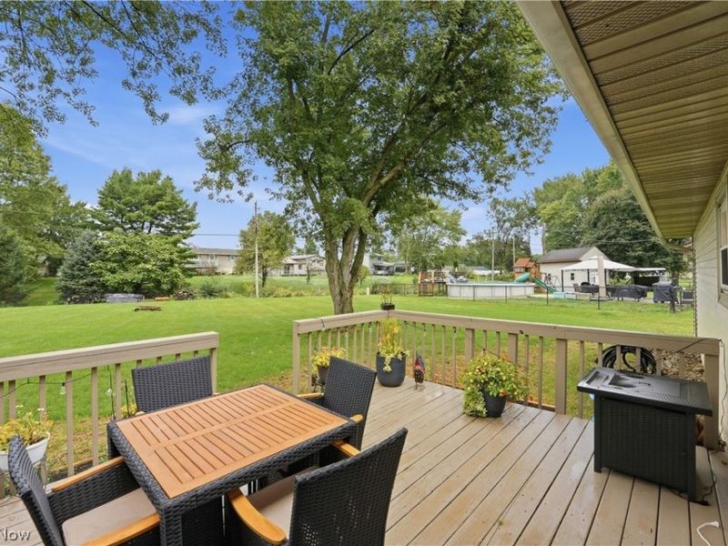 8008 Garnet Avenue NE, Canton, OH 44721 Photo 29