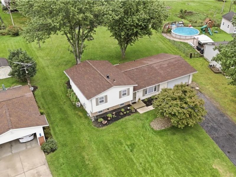 8008 Garnet Avenue NE, Canton, OH 44721 Photo 34