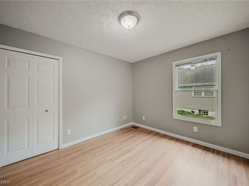 2821 Nesmith Lake Boulevard , Akron, OH 44314 Photo 19