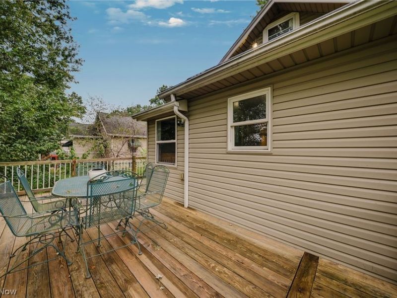 2821 Nesmith Lake Boulevard , Akron, OH 44314 Photo 35
