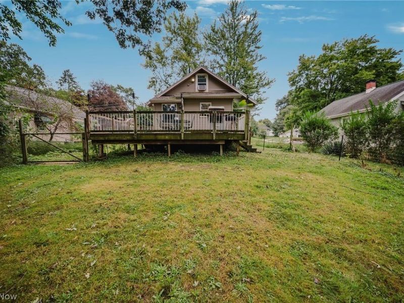 2821 Nesmith Lake Boulevard , Akron, OH 44314 Photo 5