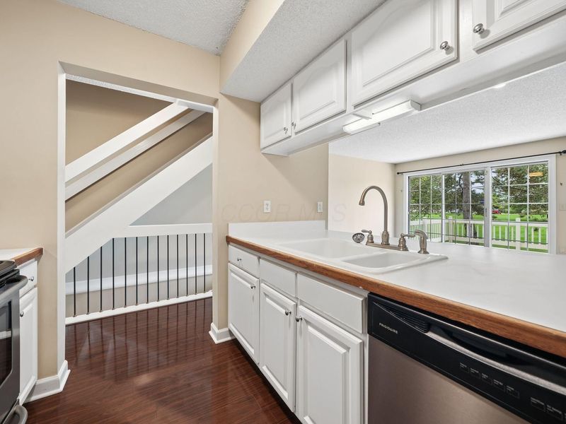 2571 Gardenia Drive , Unit 9A, Columbus, OH 43235 Photo 17