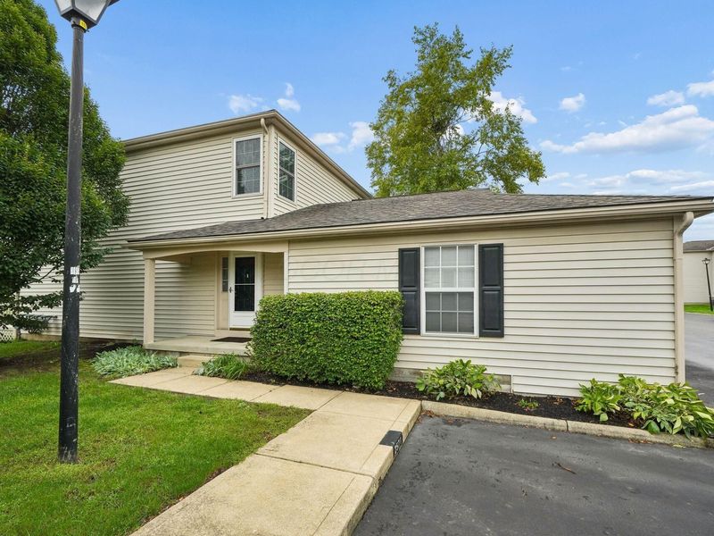 2571 Gardenia Drive , Unit 9A, Columbus, OH 43235 Photo 3