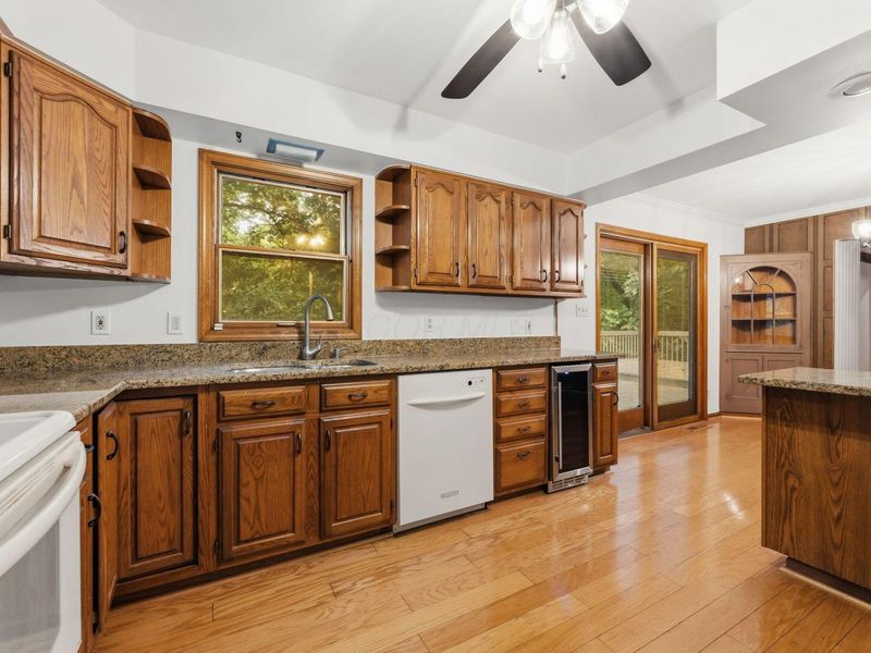 660 E Johnstown Road , Gahanna, OH 43230 Photo 42
