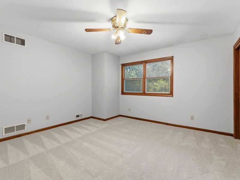 660 E Johnstown Road , Gahanna, OH 43230 Photo 65