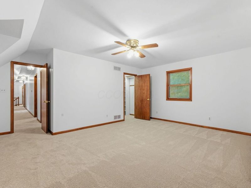 660 E Johnstown Road , Gahanna, OH 43230 Photo 70