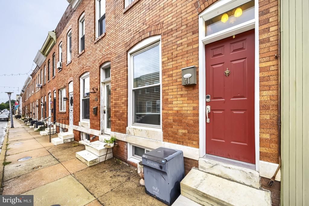 41 S Decker Avenue, Baltimore, MD 21224 Main Photo