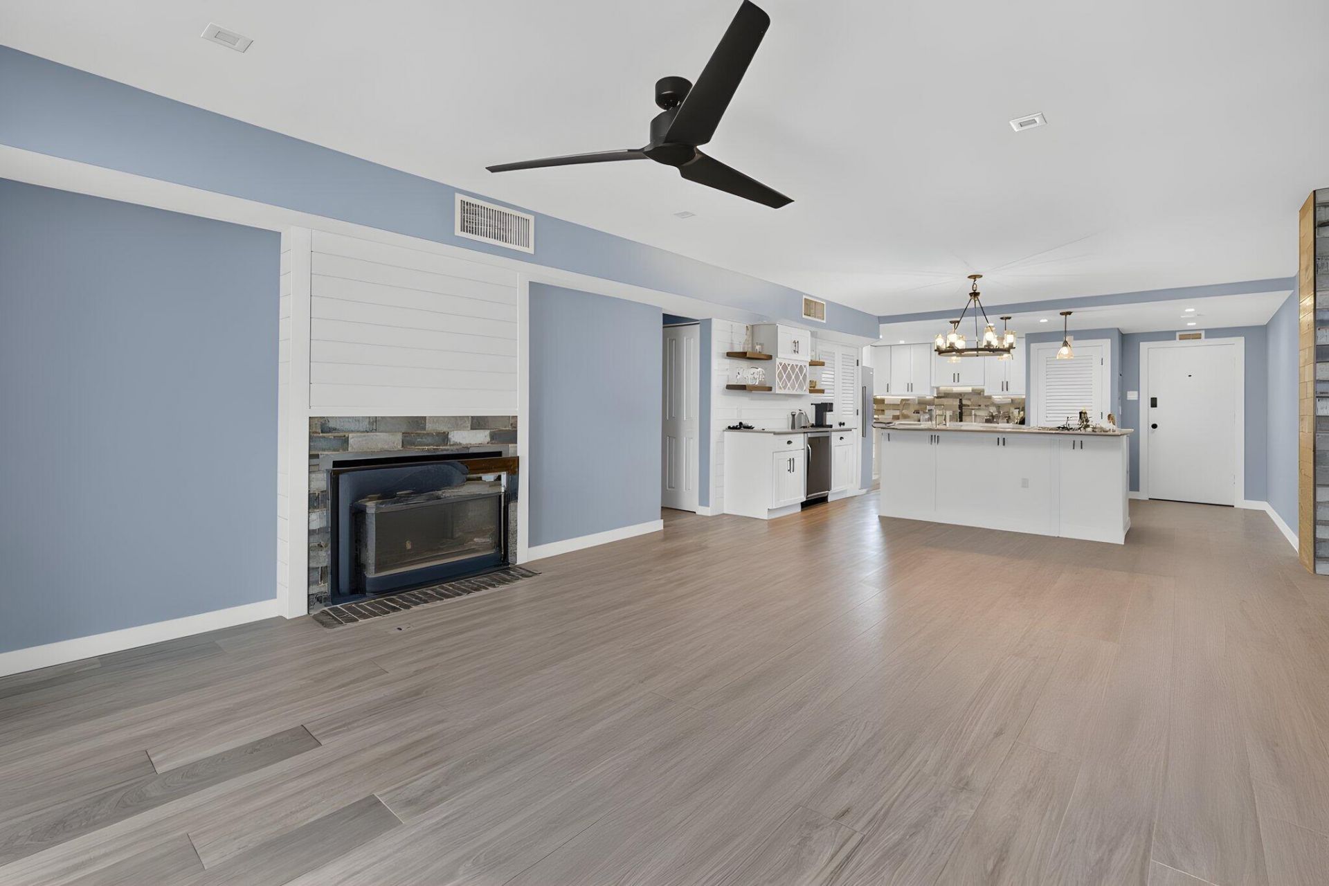 1200 Marine Way E, Unit 803B, North Palm Beach, FL 33408 Photo