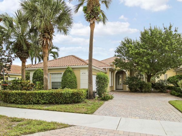 4718 Dovehill Drive, Palm Beach Gardens, FL 33418