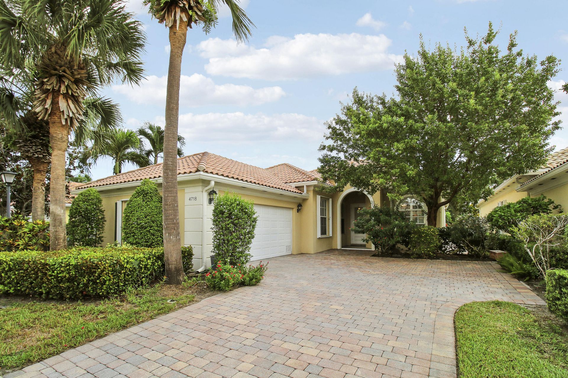 4718 Dovehill Drive, Palm Beach Gardens, FL 33418 Photo