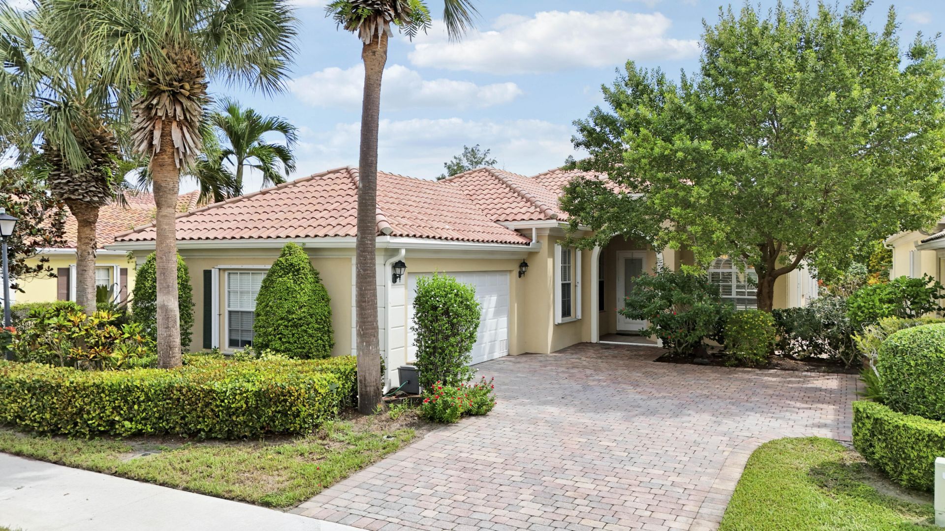 4718 Dovehill Drive, Palm Beach Gardens, FL 33418 Photo
