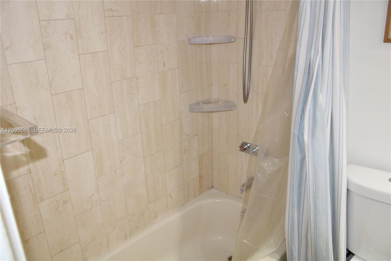 2457 Collins Ave , Unit 1502, Miami Beach, FL 33140 Photo
