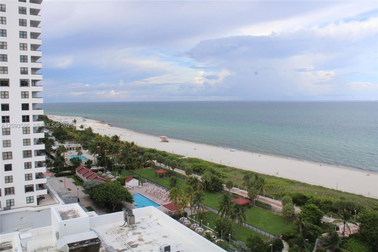 2457 Collins Ave , Unit 1502, Miami Beach, FL 33140 Photo