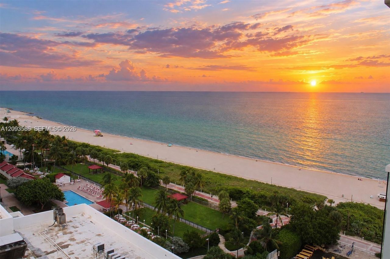 2457 Collins Ave , Unit 1502, Miami Beach, FL 33140 Photo