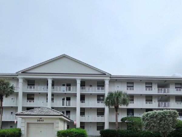 3640 WHITEHALL Drive, Unit 305, West Palm Beach, FL 33401