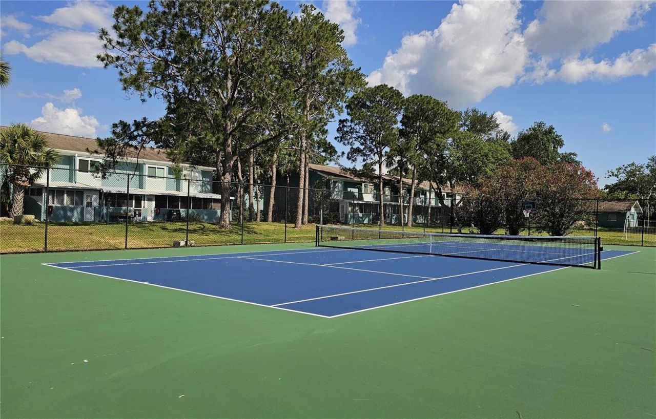 395 114th Avenue N, Unit 4, Saint Petersburg, FL 33716 Photo