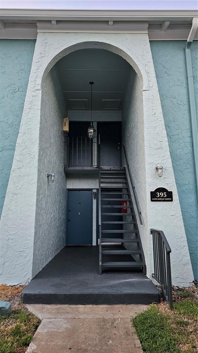 395 114th Avenue N, Unit 4, Saint Petersburg, FL 33716 Photo