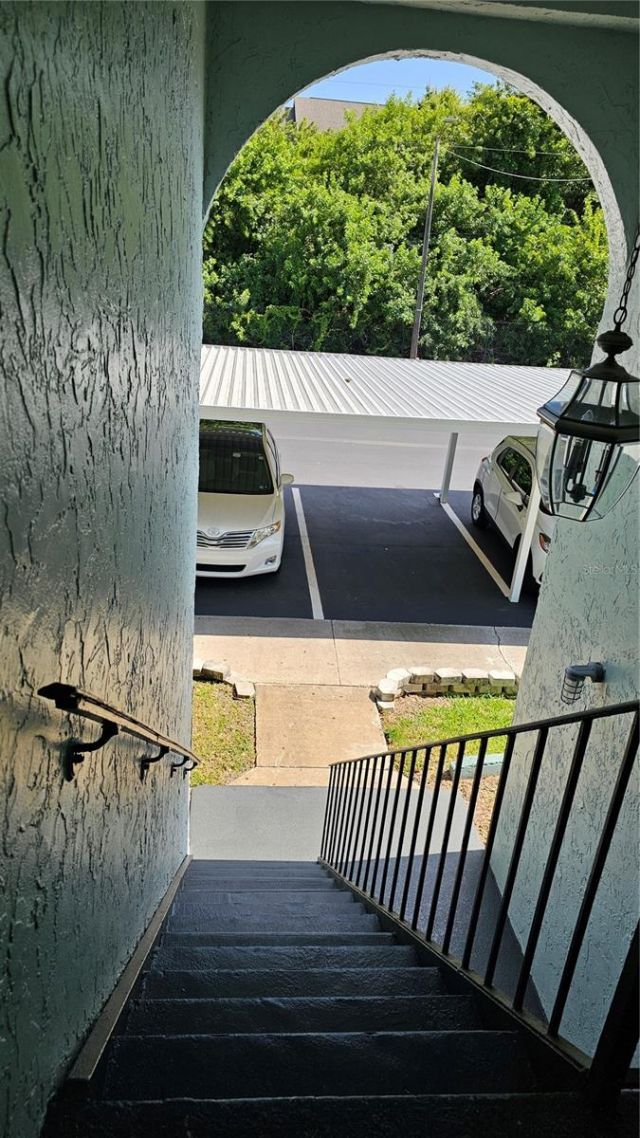 395 114th Avenue N, Unit 4, Saint Petersburg, FL 33716 Photo