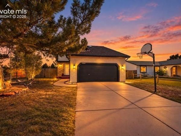 8565 Contrails Drive, Colorado Springs, CO 80920