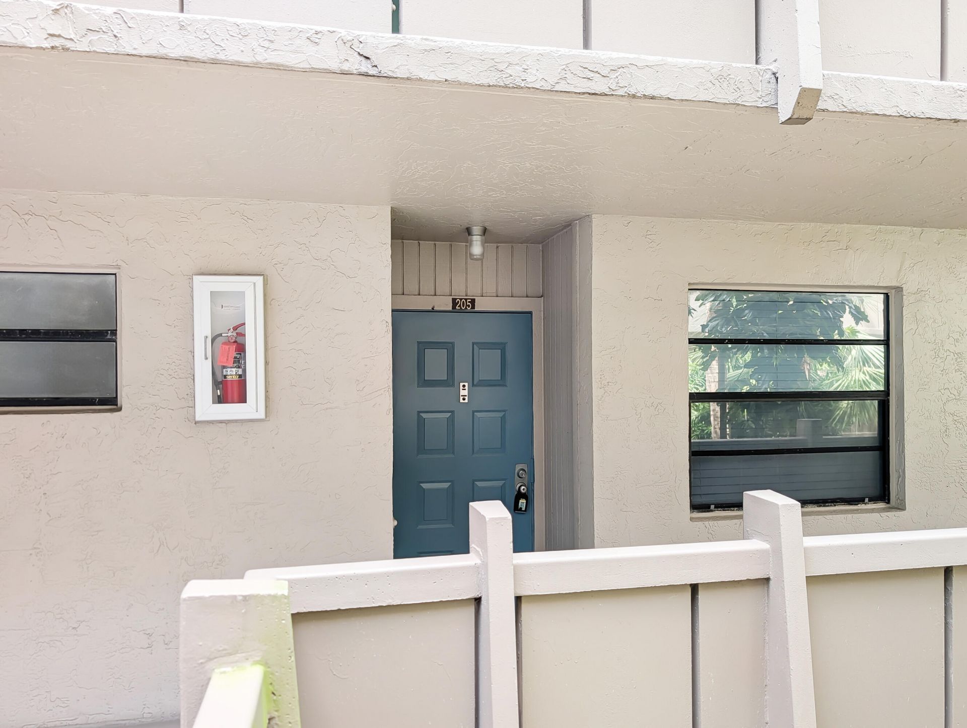 900 Colony Point Circle, Unit 205, Pembroke Pines, FL 33026 Photo