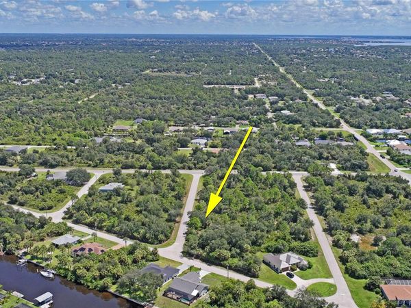17177 SOTLIFF AVENUE , PORT CHARLOTTE, FL 33948