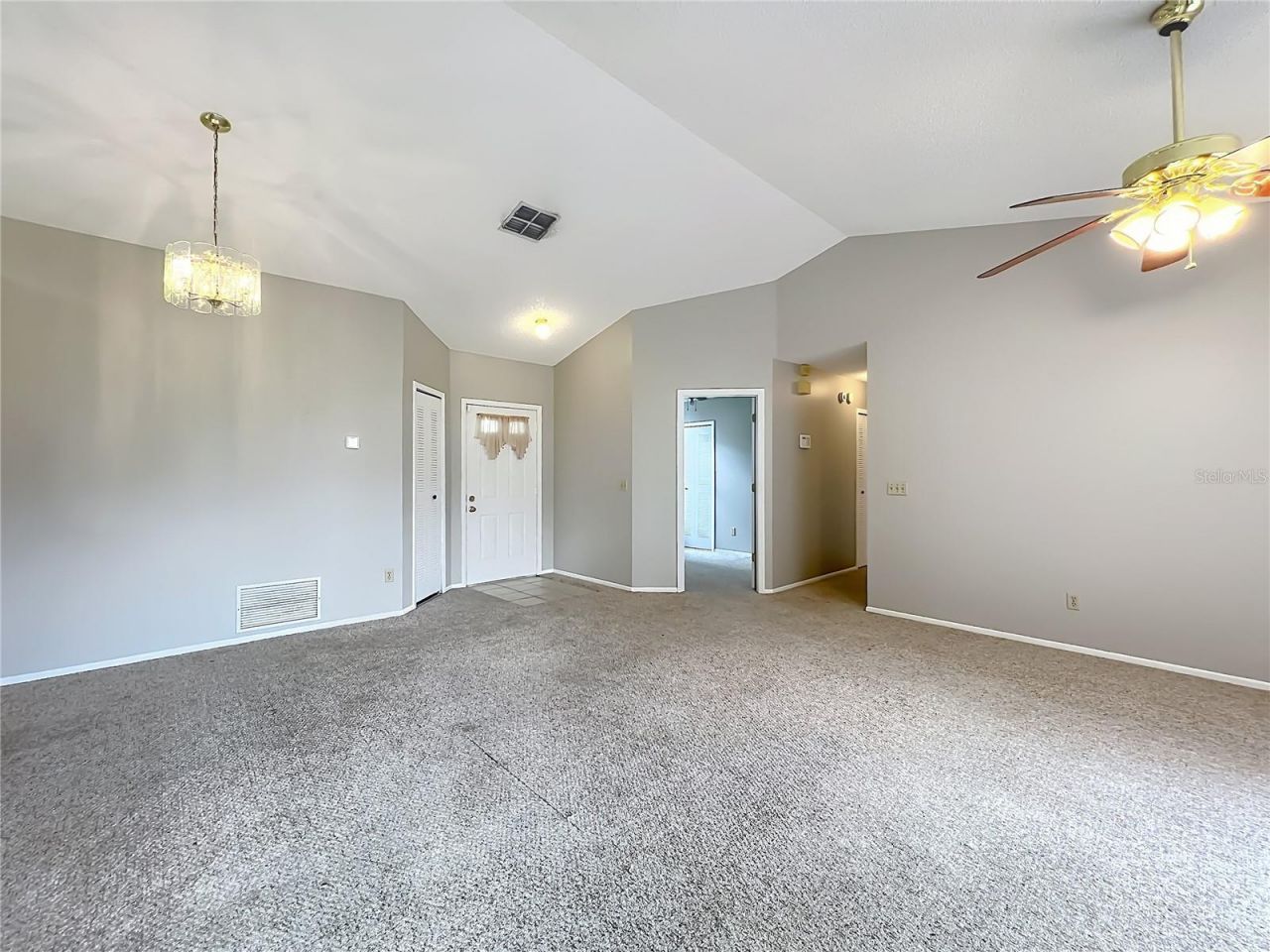 2943 Roundabout Lane , Orlando, FL 32818 Photo