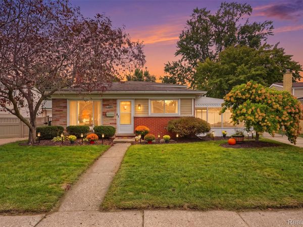 28282 Couzens Avenue , Madison Heights, Mi 48071