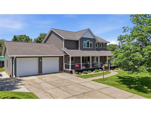 540 5th Avenue, Baldwin, WI 54002