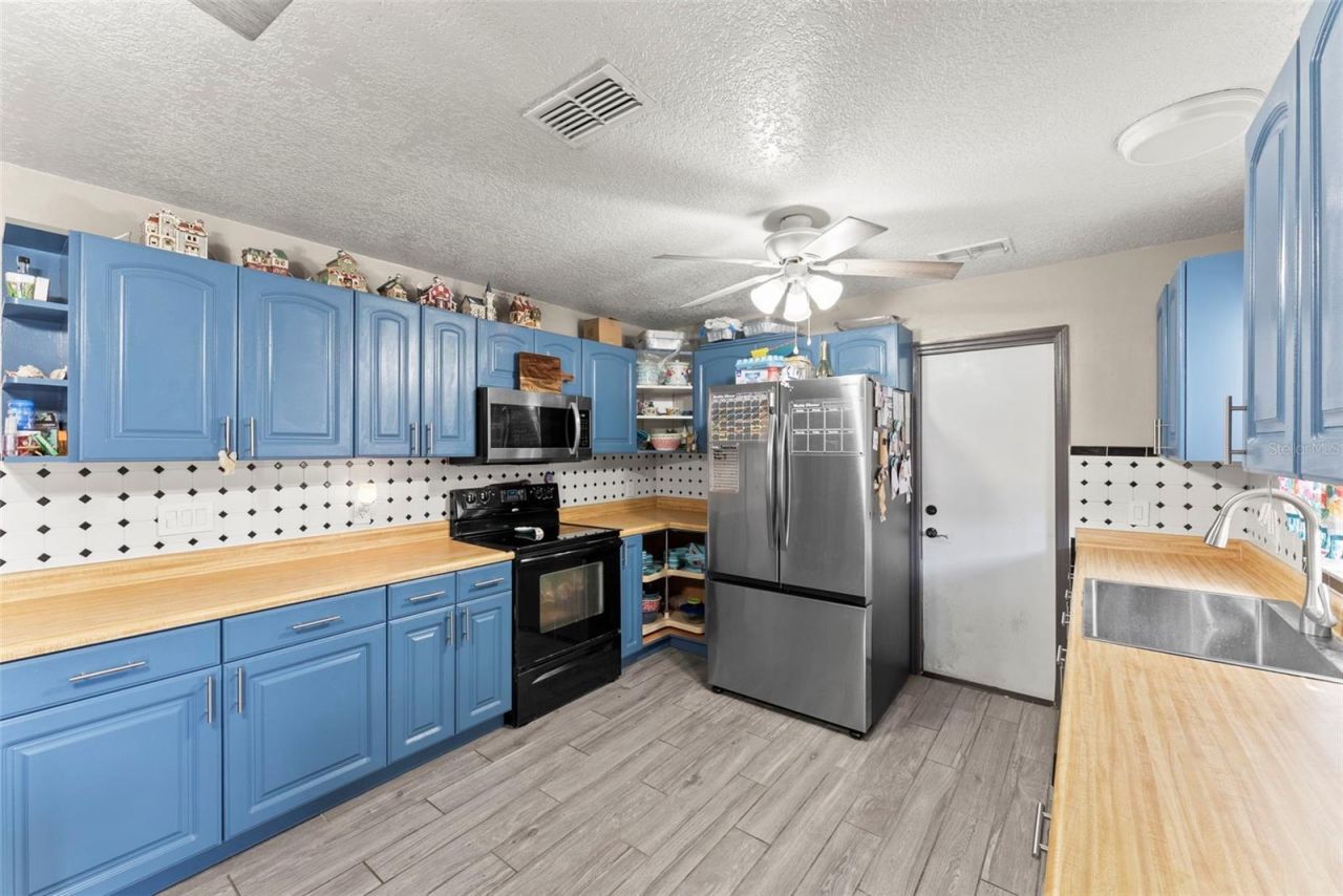 3379 Kilbee Street , Mims, FL 32754 Photo