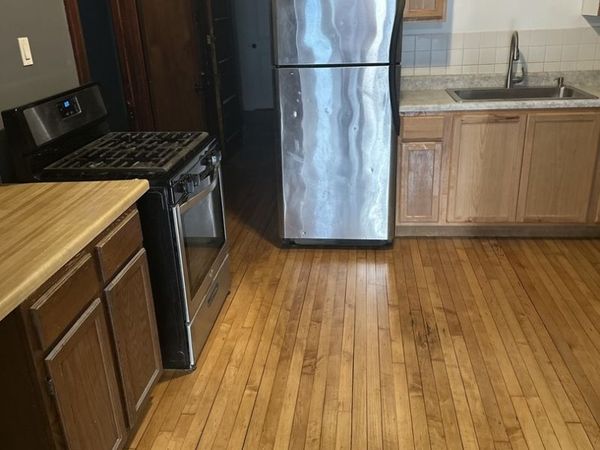 3243 N Hoyne Avenue , Unit 1, Chicago, IL 60618