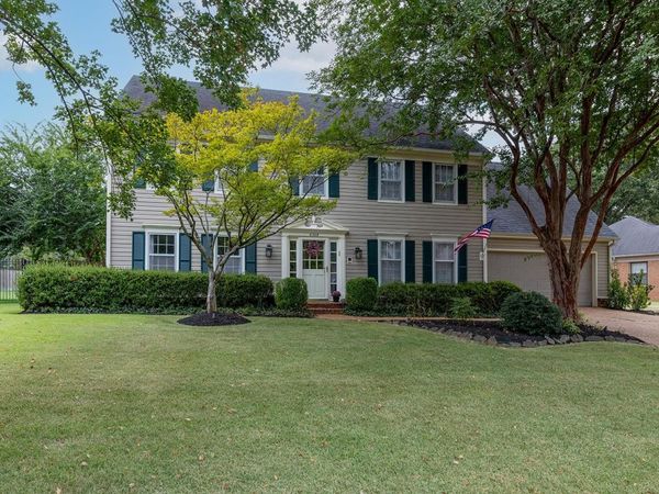 8209 SAN AUGUSTINE LN, Germantown, TN 38138