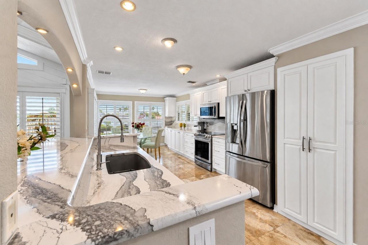 5226 Westshore Drive, New Port Richey, FL 34652 Photo